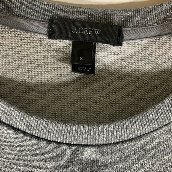 J Crew Crewneck Sweatshirt Gray Navy Blue Ruffled Hem High-Lo Small - Picture 4 of 7